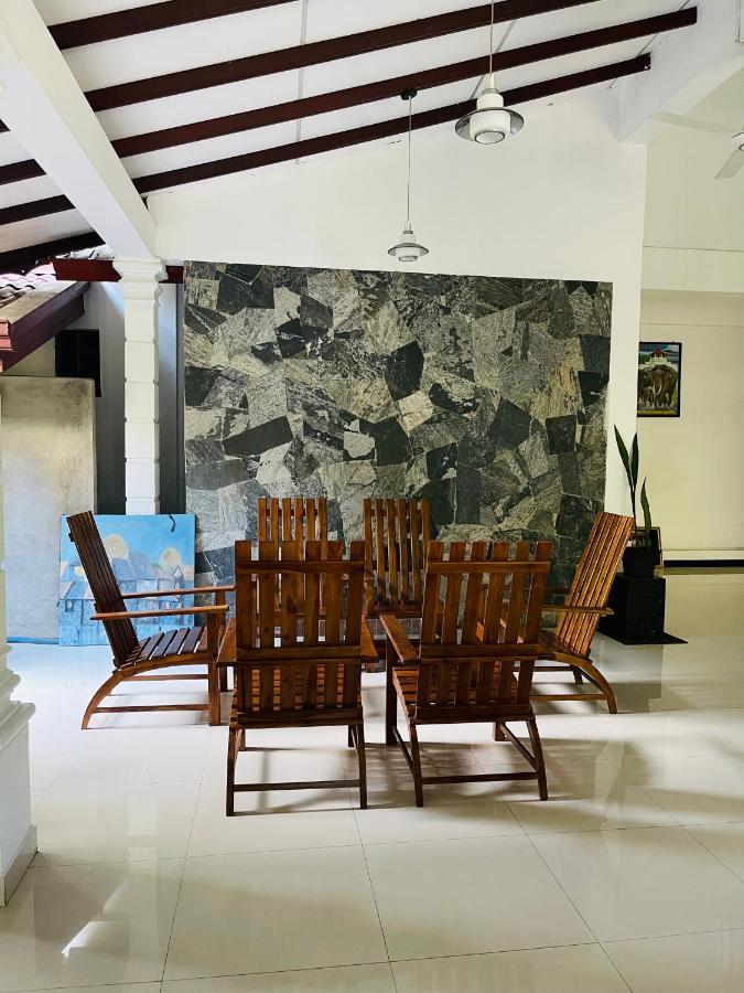 Ama Residence Matale Esterno foto